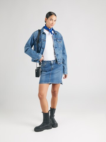 Gonna 'Mirah' di LTB in blu