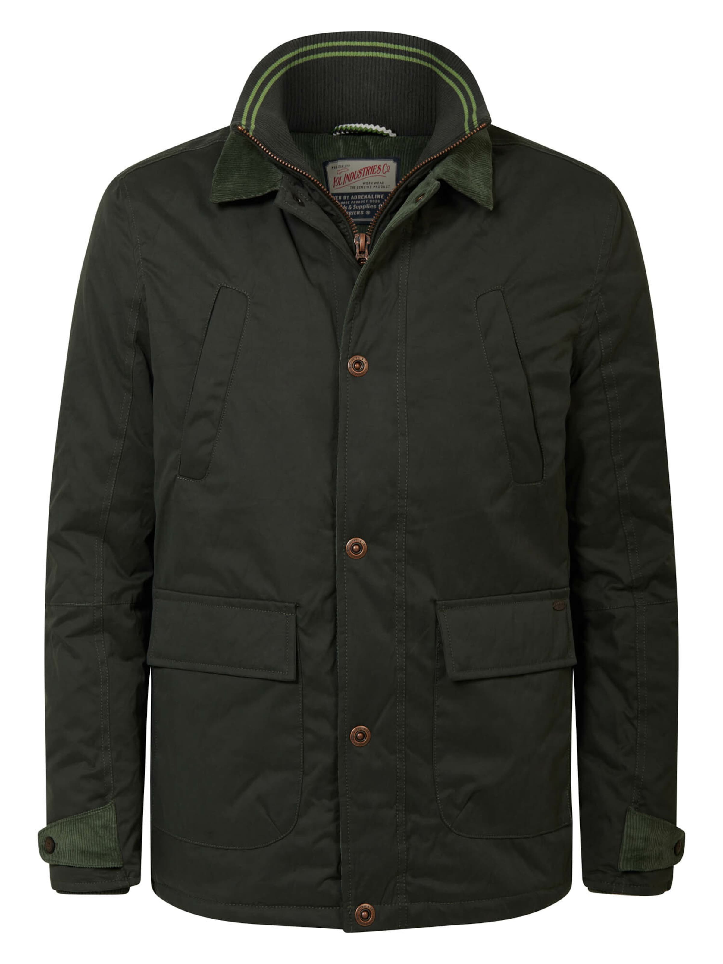 Petrol Industries Talvejope, värv must: eest vaates