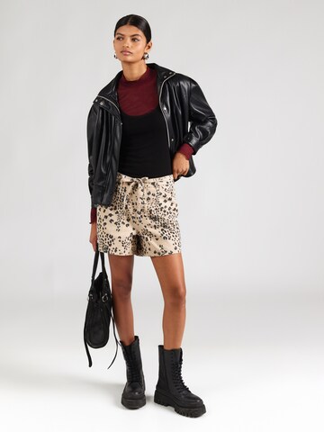 NÜMPH Lużny krój Jeansy 'SAVANNA' w kolorze beżowy