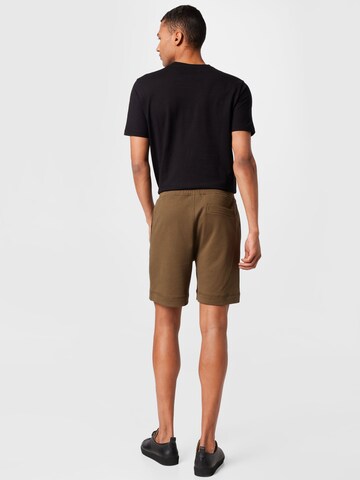 BOSS Black Regular Shorts 'Sewalk' in Grün