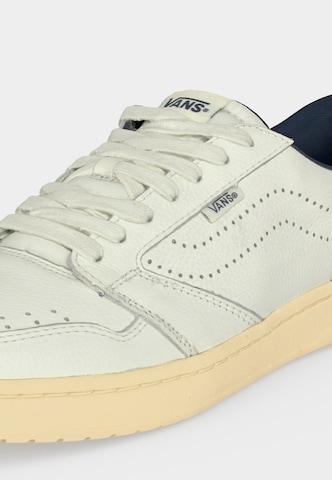 VANS Sneakersy niskie 'Court' w kolorze biały
