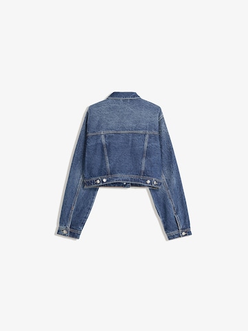 Bershka Välikausitakki värissä sininen
