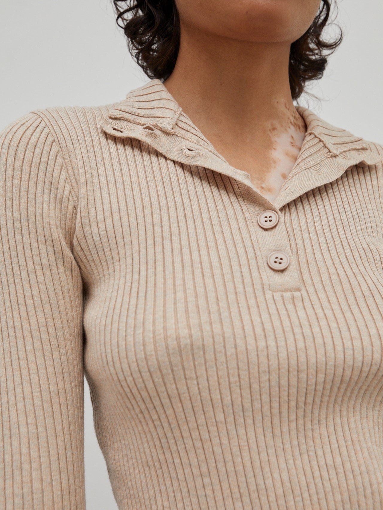 EDITED Produits Pull-over 'Promise' beige chiné