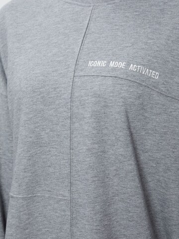 Sweat-shirt Tommy Life en gris