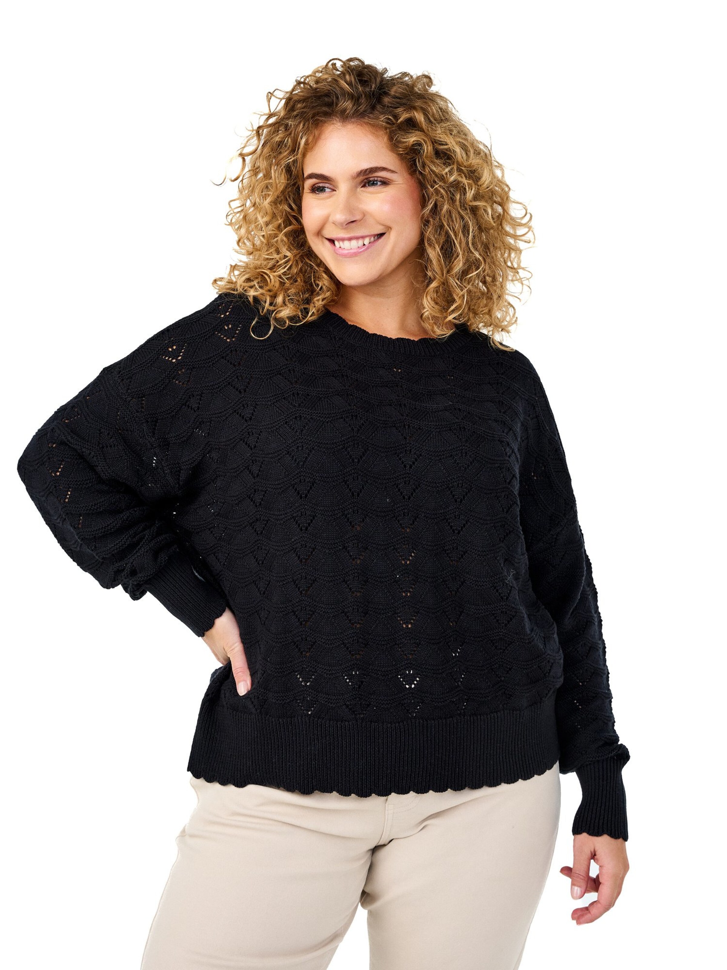 Zizzi Trui 'CAEMMI' in Zwart: voorkant