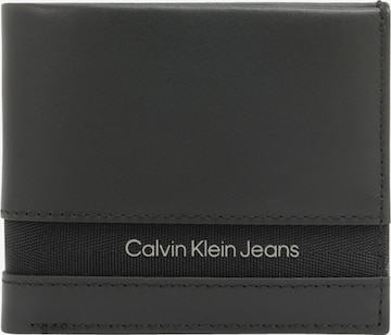 Calvin Klein Jeans Wallet in Black: front