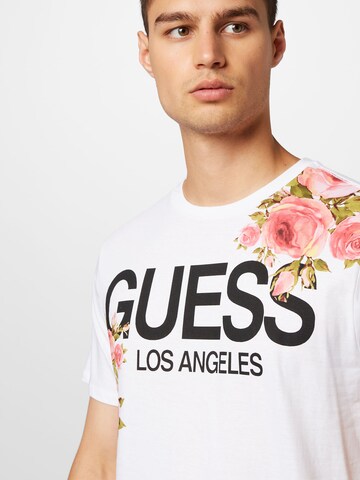 GUESS - Camiseta en blanco