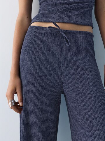 Pull&Bear Široký strih Nohavice - Modrá