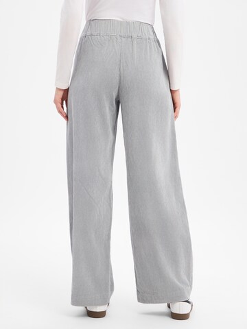 Marie Lund Hose in Grau