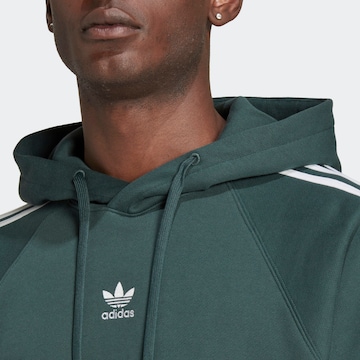ADIDAS ORIGINALS Sweatshirt 'Rekive' i grön