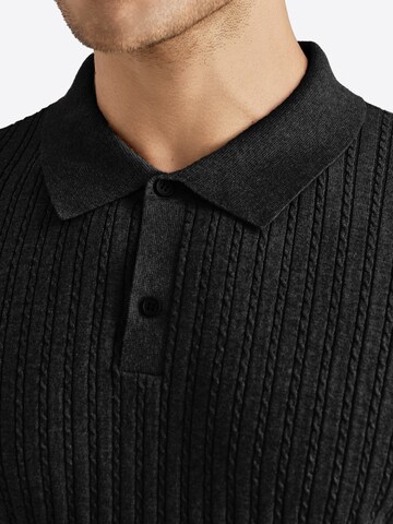 Vantory Sweater in Black
