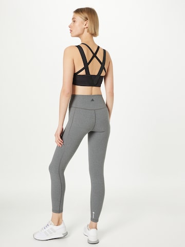 ADIDAS SPORTSWEAR Skinny Sportsbukser 'Studio' i grå