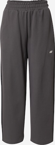 new balance Wide leg Pants in Grey: front