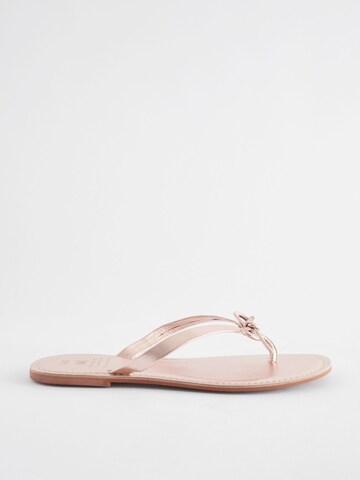 Next - Sandalias de dedo 'Forever Comfort®' en oro