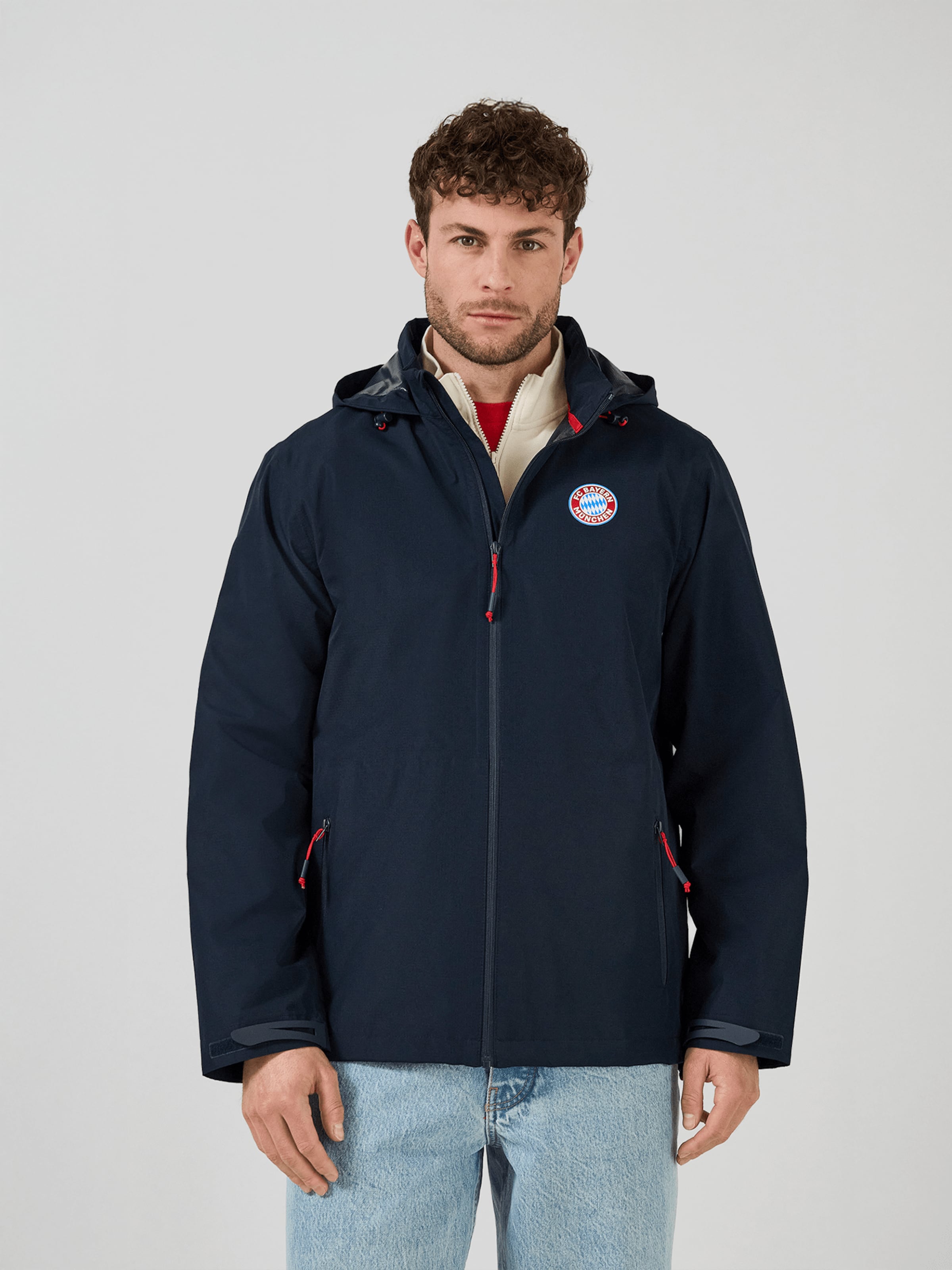 FC BAYERN MÜNCHEN Regenjacke Essentials in Blau