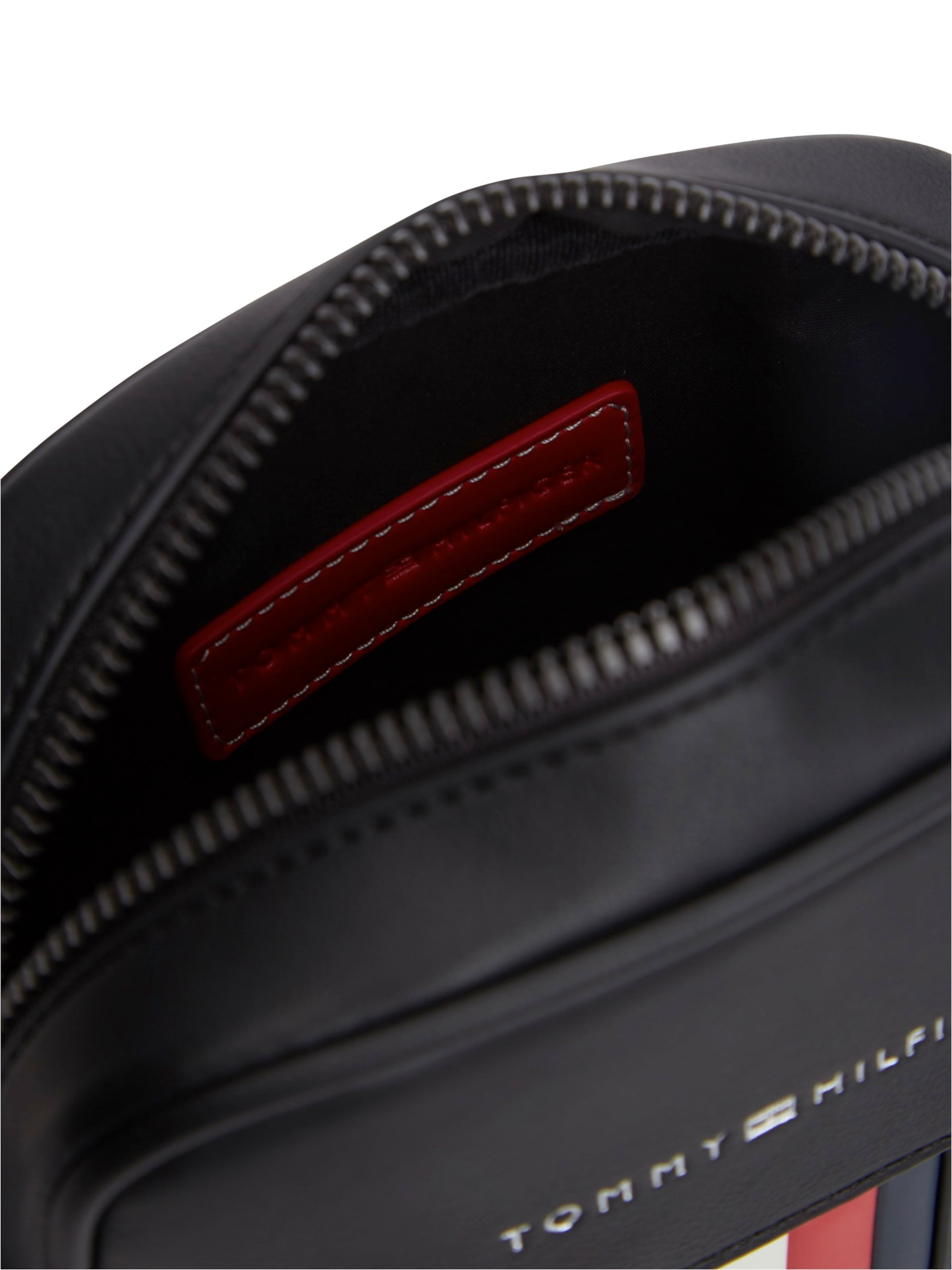 TOMMY HILFIGER Crossbody bag in Black