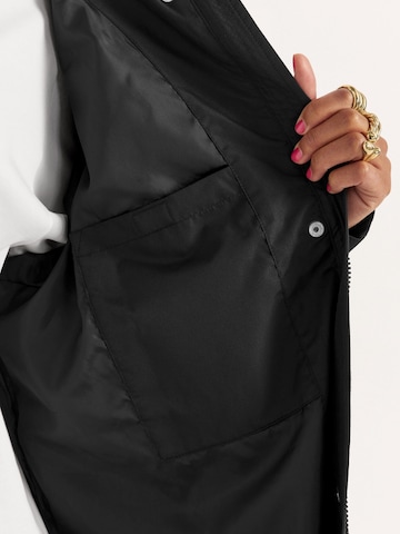 Cellbes of Sweden Stylische, gefütterte Parka in Schwarz