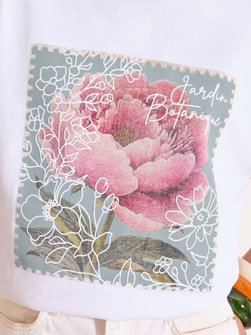 T-shirt oversize Lipsy en blanc