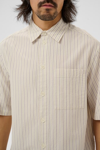 Matinique Regular Fit Hemd 'MAfranjo 73' in Beige