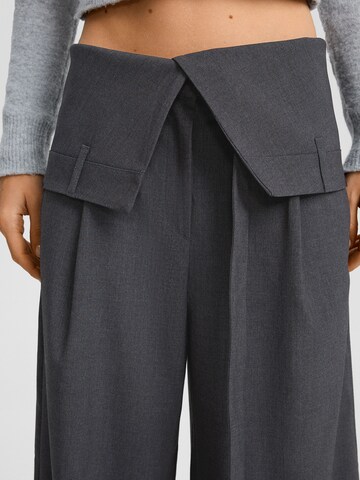 Bershka Wide leg Trousers in Grey