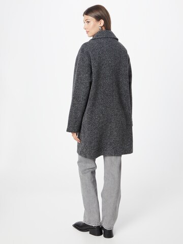 ESPRIT Between-Seasons Coat in Black