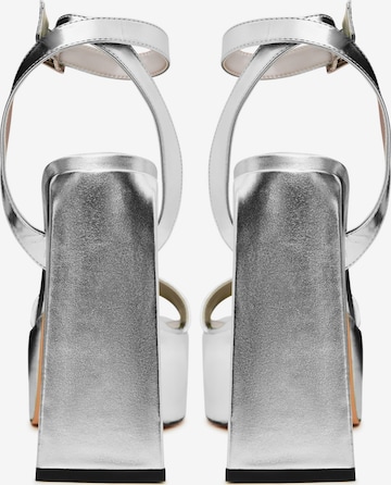 CESARE GASPARI Sandals in Silver