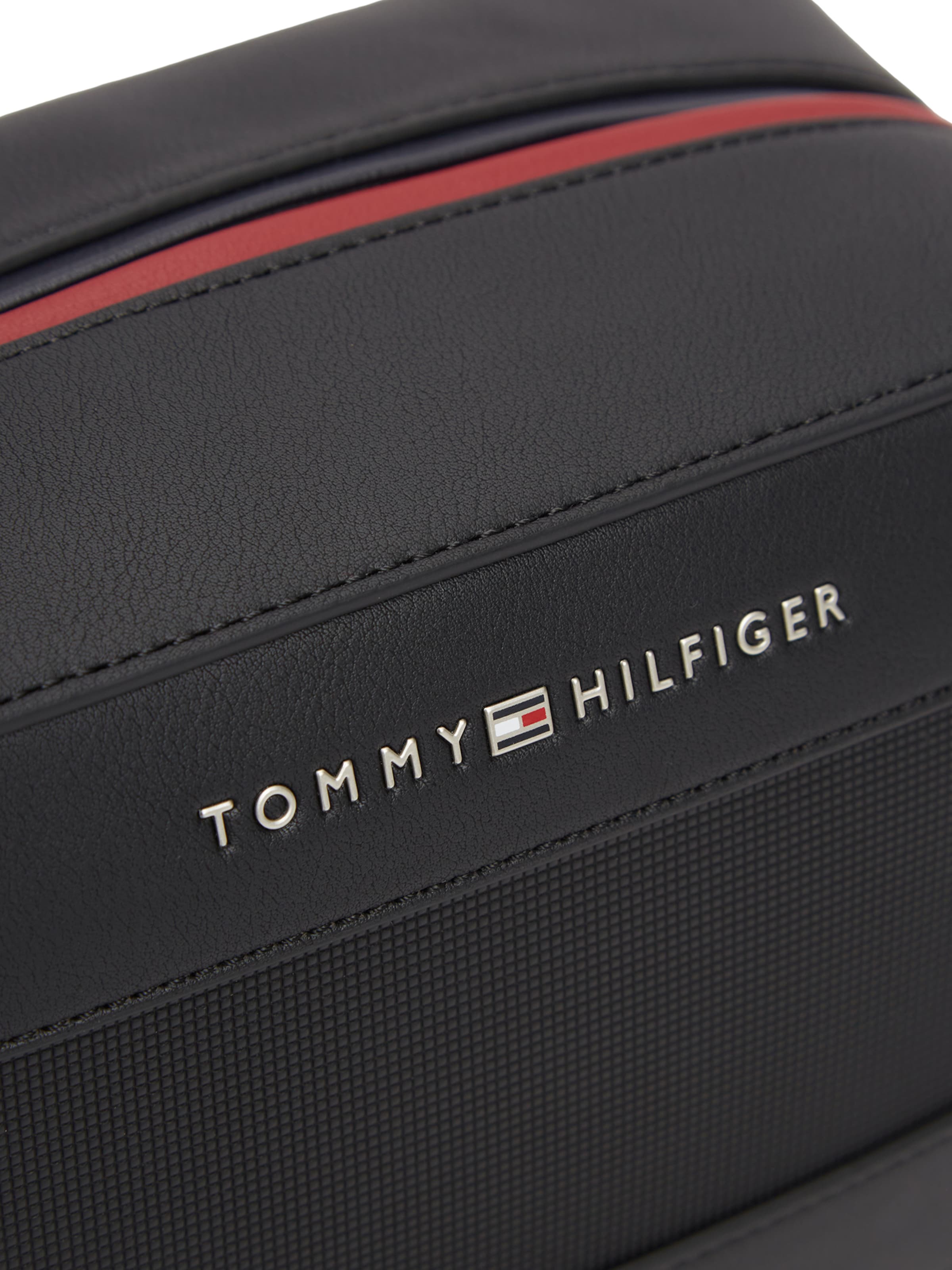 TOMMY HILFIGER Piperetáskák 'Foundation' - fekete