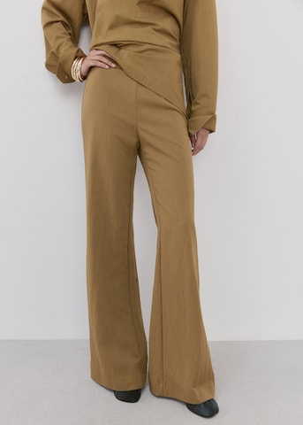MANGO Wide leg Pants in Green: front
