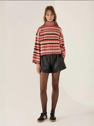 Hiccup Pullover in Orange