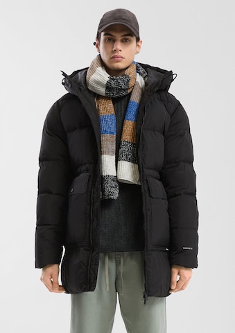 QS Winterjas in Zwart: voorkant