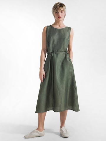 Abito di DEHA in verde: frontale