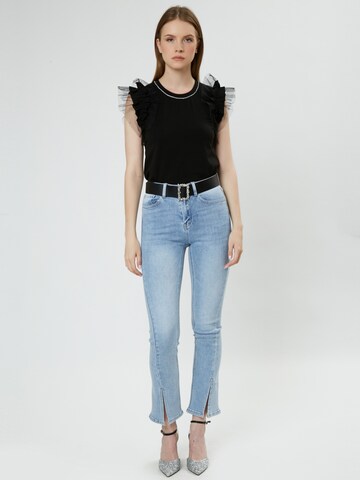 Flared Jeans di Influencer in blu