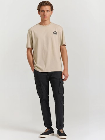 Regular Pantalon cargo Funky Buddha en noir
