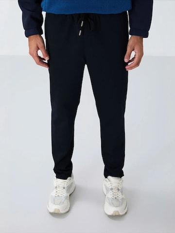 Tommy Life Tapered Workout Pants 'Jogginghose' in Black