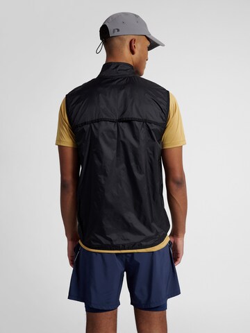 Newline Sportbodywarmer in Zwart