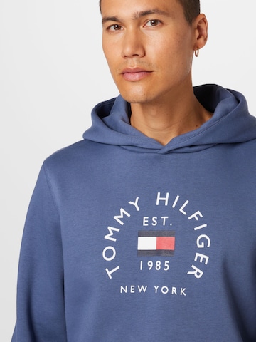 TOMMY HILFIGER Sweatshirt in Blauw