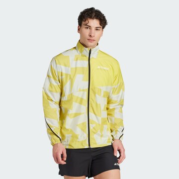 Veste de sport ADIDAS TERREX en jaune : devant