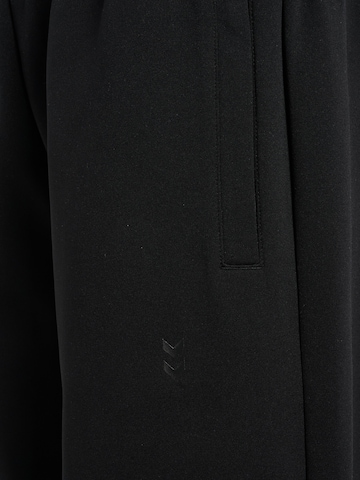 Hummel Loose fit Trousers in Black