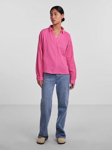 Camicia da donna 'Stina' di PIECES in rosa