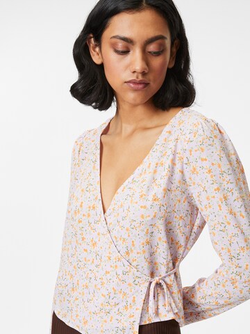 Monki Bluse in Lila