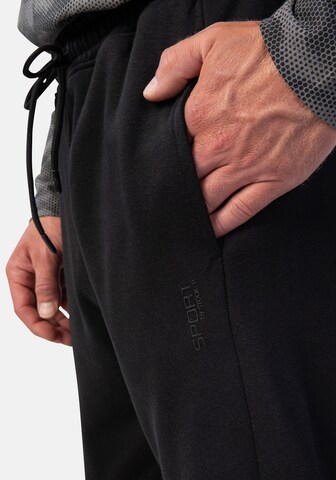 Stooker Men Tapered Hose in Schwarz
