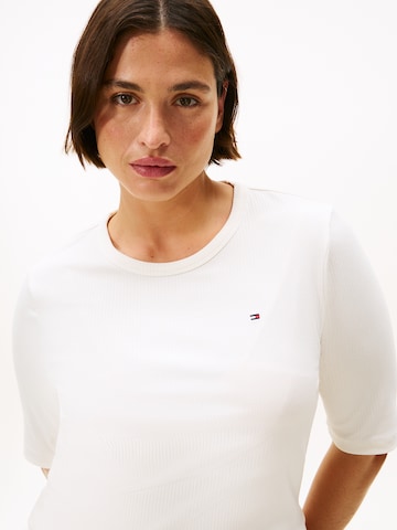 Tommy Hilfiger Curve Футболка в Белый