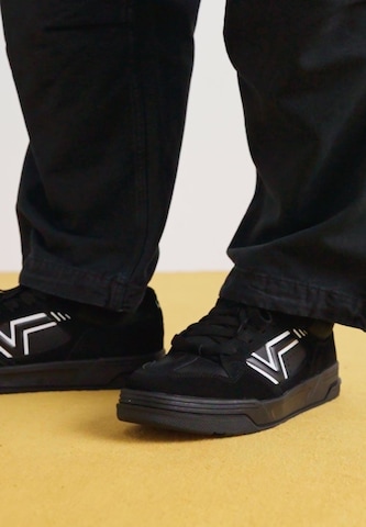 Baskets basses 'Upland' VANS en noir