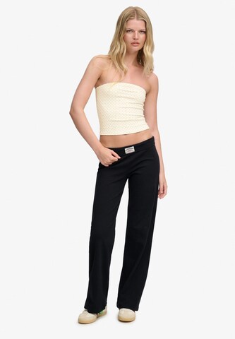 Haut 'Athletic Essentials' Superdry & Co en blanc