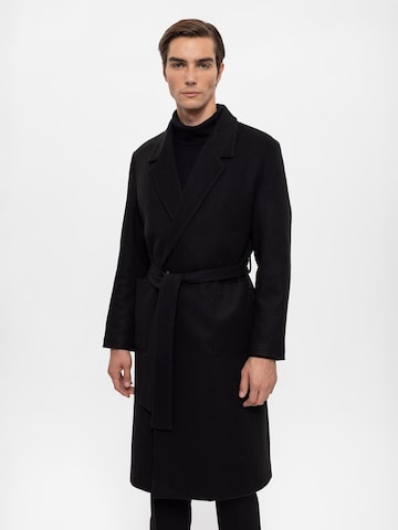 Antioch Between-seasons coat in Black: front