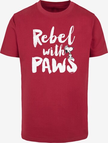 Merchcode Shirt 'Peanuts - Rebel with paws' in Rood: voorkant