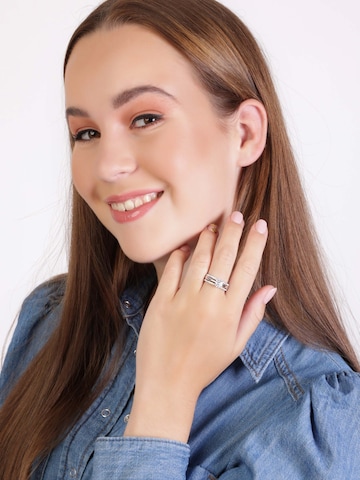 Bague Lucardi en argent : devant