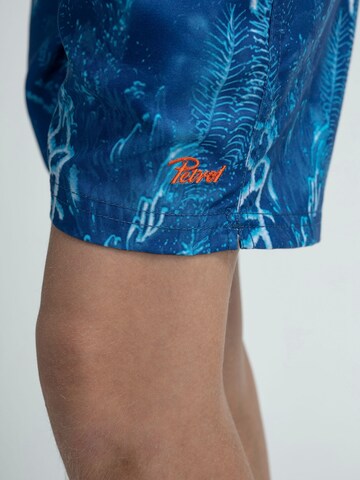 Petrol Industries Badeshorts in Blau