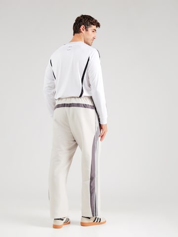 ADIDAS ORIGINALS Свободный крой Штаны 'CLIMA' в Белый: сзади