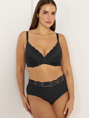 Cellbes of Sweden T-shirt Bra in Black: front